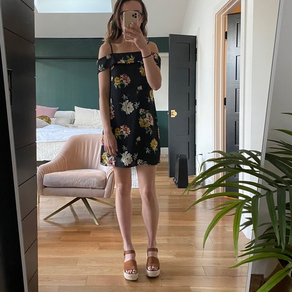 Nordstrom Dresses & Skirts - Floral print dress
